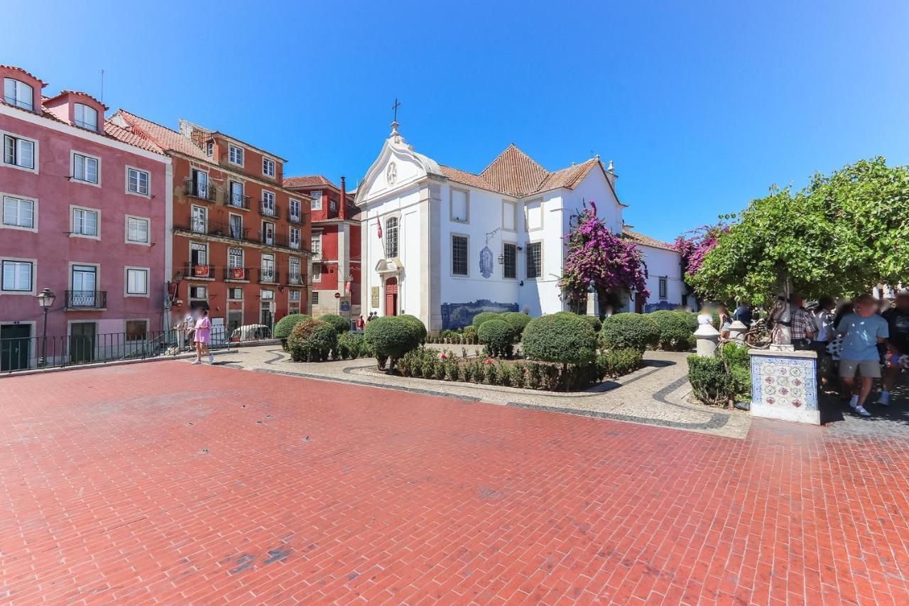 Castelo Premium By Homing Apartment Lisbon Exterior photo