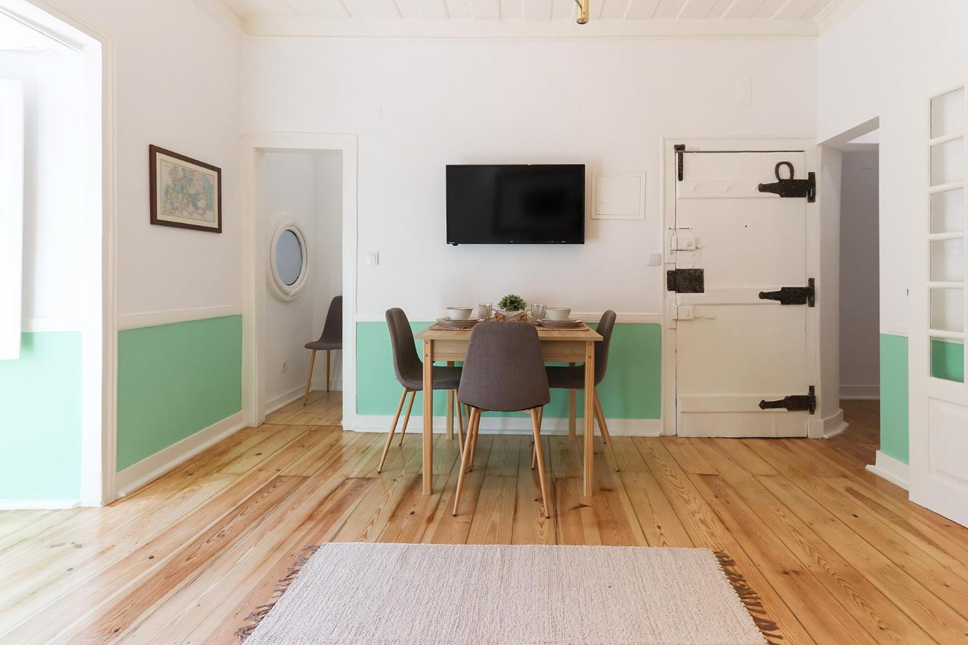 Castelo Premium By Homing Apartment Lisbon Exterior photo